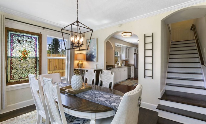 Old Northwood House | 232 m² House ∙ 4 bedrooms ∙ 9 guests