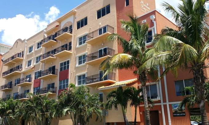 Madeira Beach Condo | Vacation Location Madeira Bay Resort Unit 407!