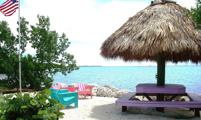 Key Largo House | Vacation Paradise-Relax-Enjoy the Sunshine & Sea BreezenExperience KEYS LIFE.