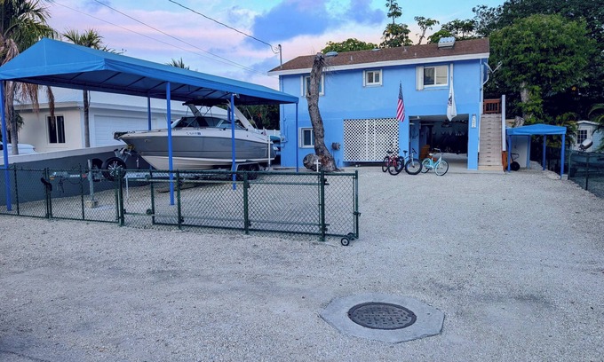 Tavernier House | Very Nice 3 Bedroom Home With Large Lot! Built to entertain! Boat Ramp!