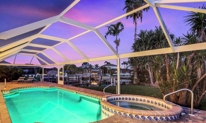 Pelican House | Villa Willy´s Cove, Heated Pool, Beautiful View, Boat Dock, Gulf Access
