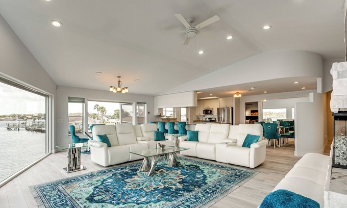 Crystal Shores House | Waterfront Gem: Crystal River Family Home