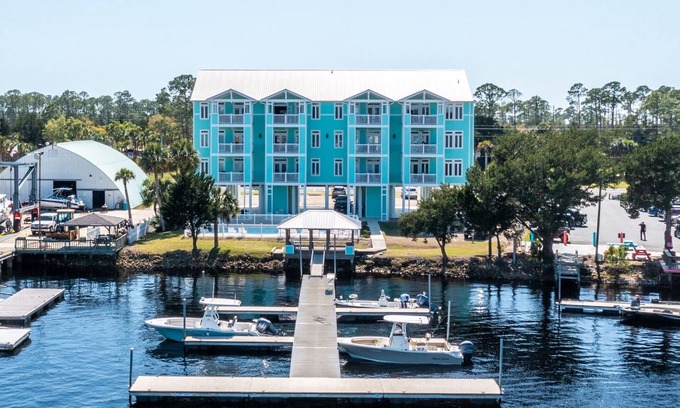 Steinhatchee Condo | WATERFRONT, RIVERS EDGE CONDO #2C-BLDG 1* PRIVATE DOCK and ASSIGNED BOAT SLIP!