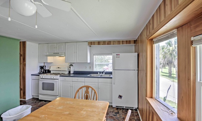 Silver Springs House | Waterfront Silver Springs Home on Mill Dam Lake!