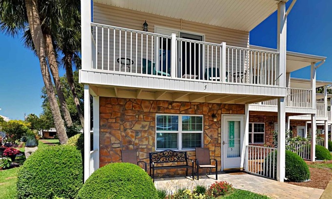 Miramar Beach House | Woodland Shores #5 | Modern Townhome, Pool Access + Close to the Beach!