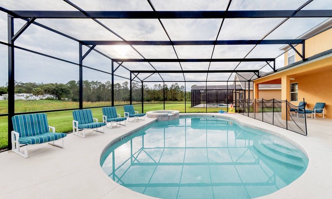 Watersong Villa | WS681OCB - High-End Pool & Spa Villa Close to Disney - Up To 12 Guests