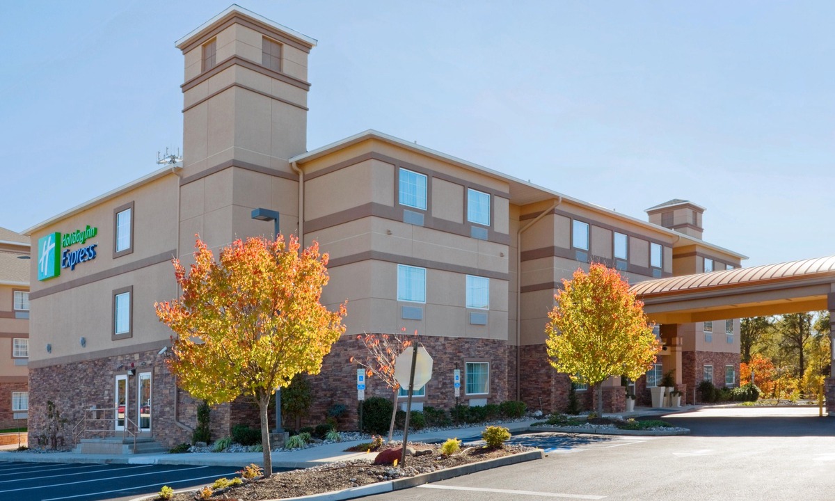 Absecon Hotel | Holiday Inn Express Absecon-Atlantic City Area, an Ihg Hotel