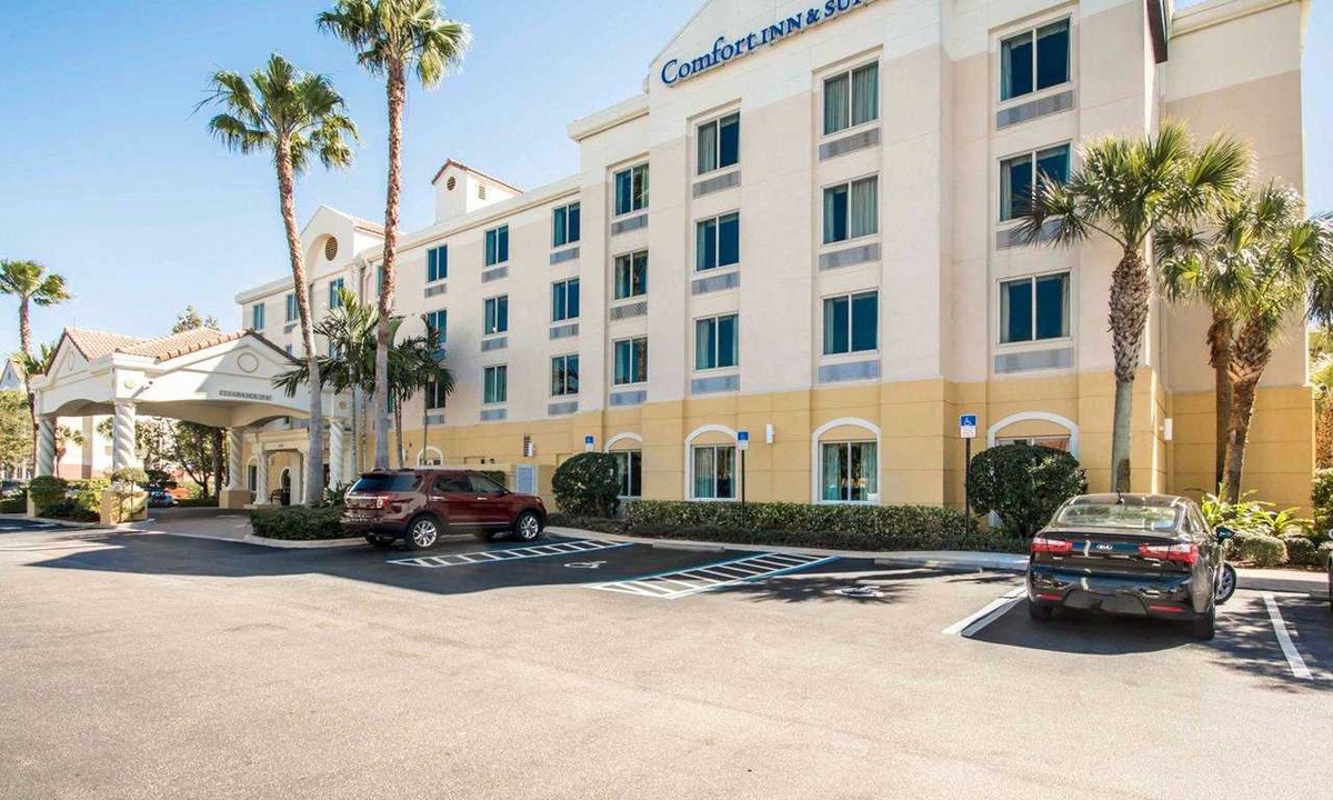 Jupiter Hotel | Comfort Inn & Suites Jupiter I-95