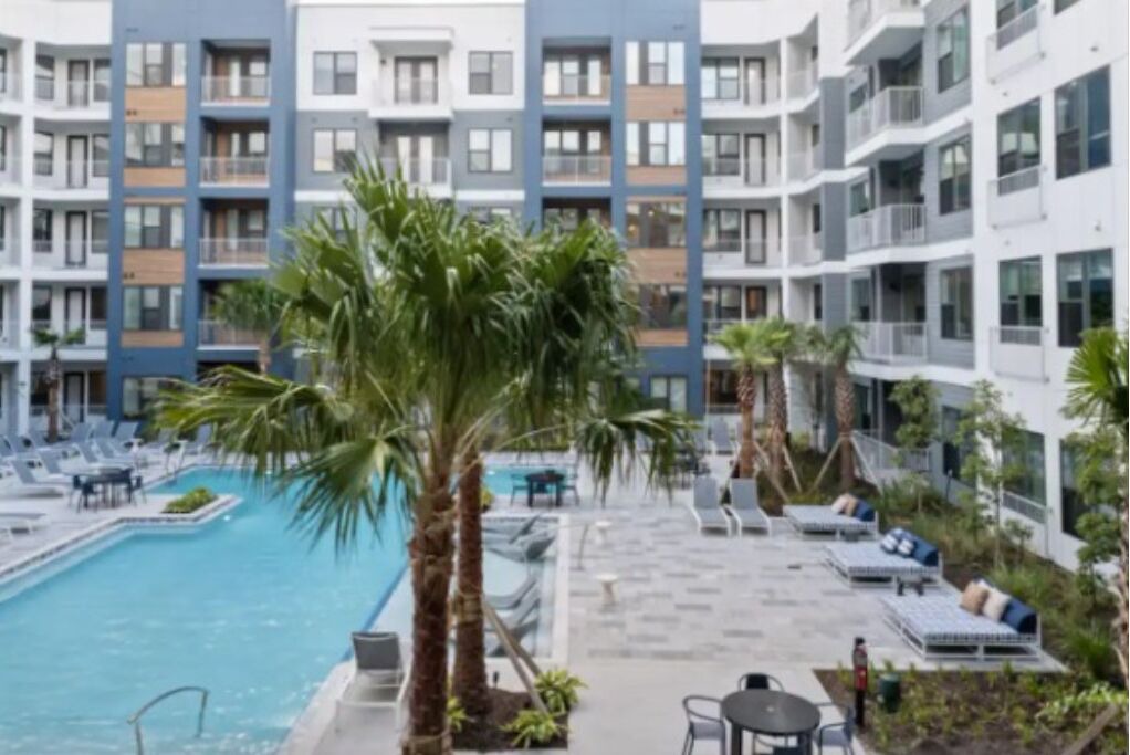 Southbank Apartment | San Marco Luxe! 1BR w/ Pool & Private Patio - Steps to Shops & Stadium