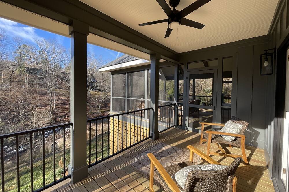 Stephens House | Private wooded setting overlooking a beautiful stream, 10 miles from downtown