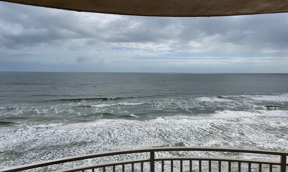 Daytona Beach Condo | Oceanfront Paradise in Daytona Beach Shores