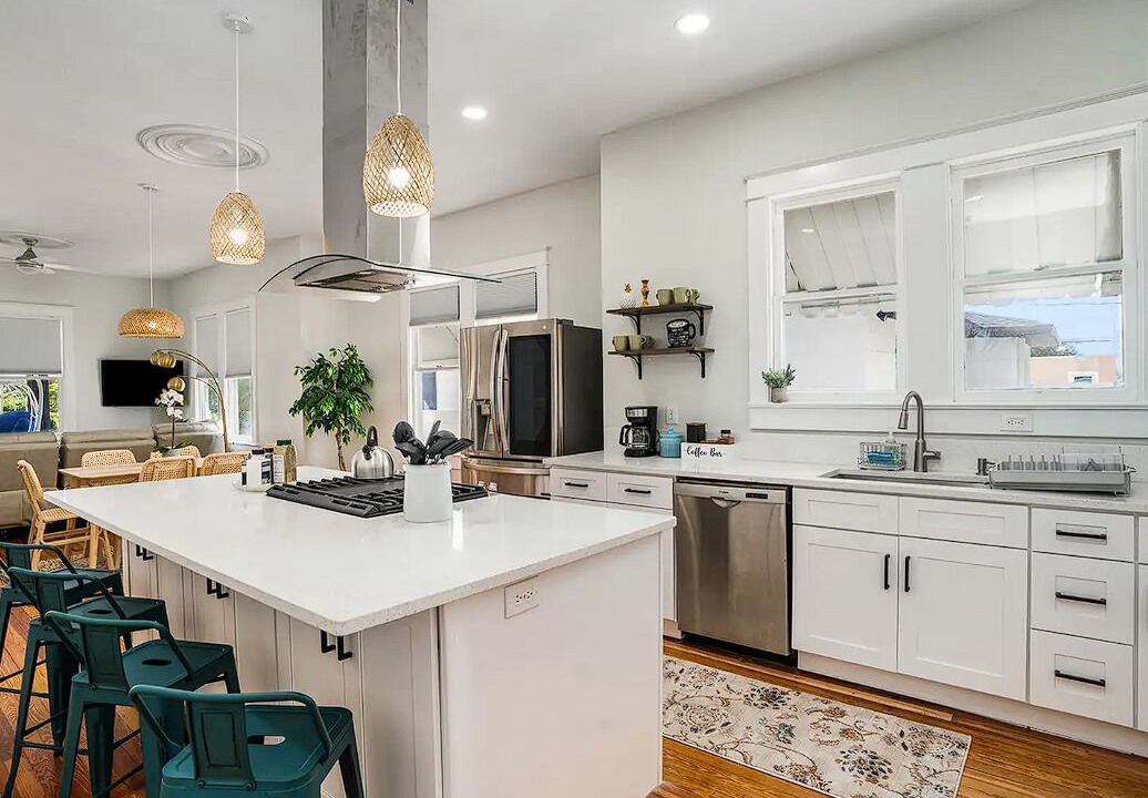 North Hyde Park House | Charming centrally located 3bed 2bath