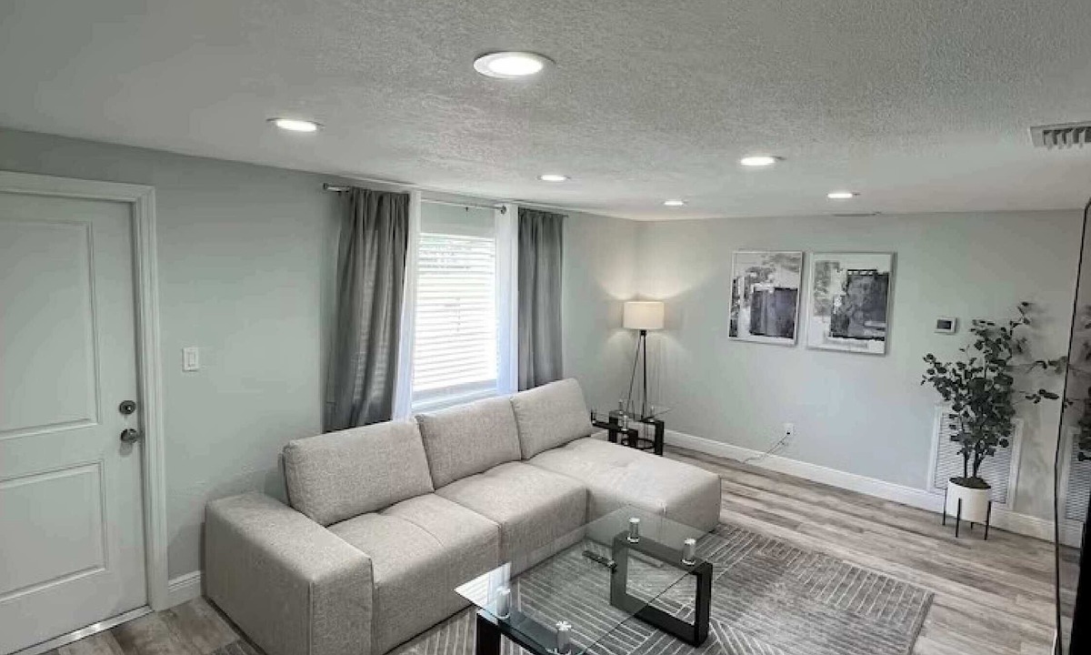 Palm Terrace Estates House | Open Home Suites - 3 bed 1 bath