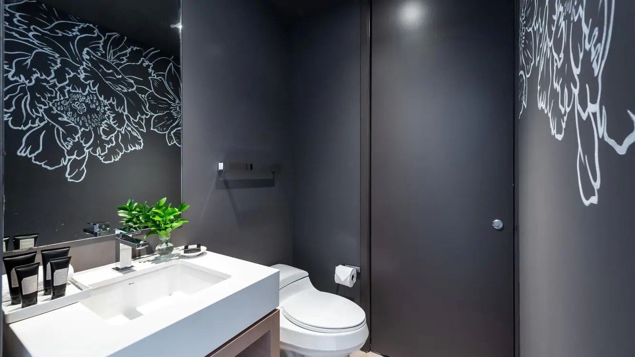 Photo of Bathroom in City Center