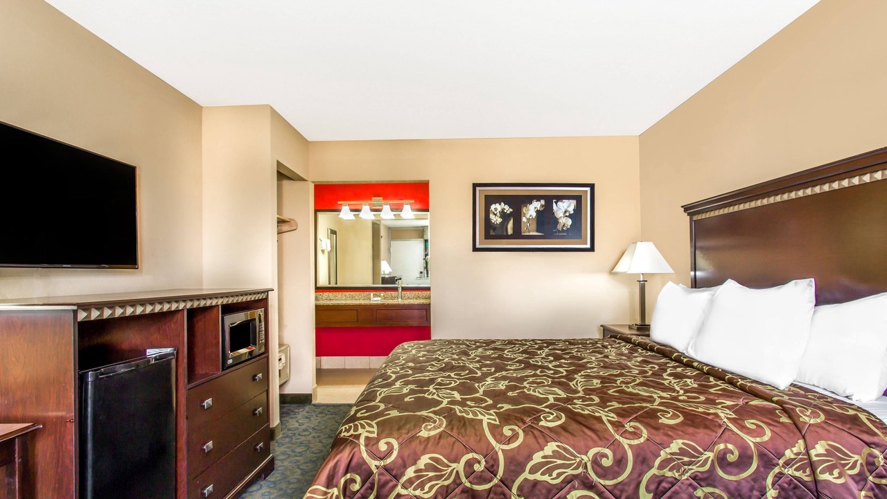Photo of Bedroom in Riverside Park