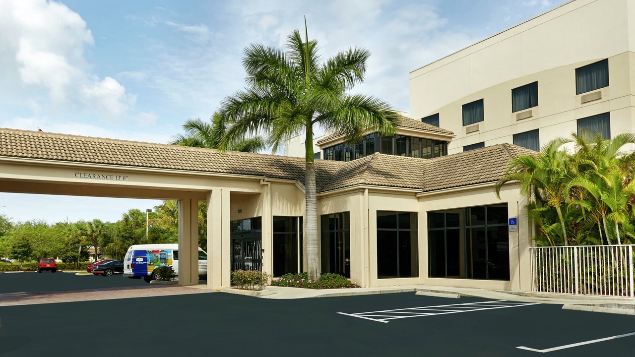 Photo of Buildings in West Palm Beach