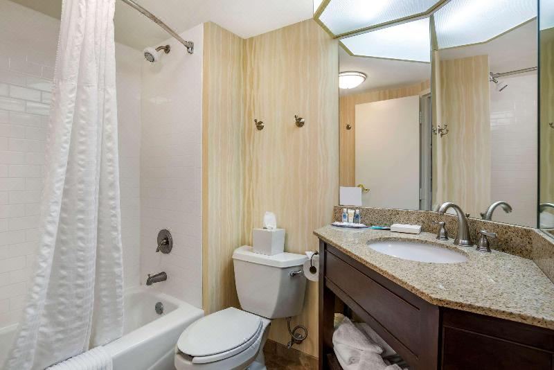 Photo of Bathroom in Newark