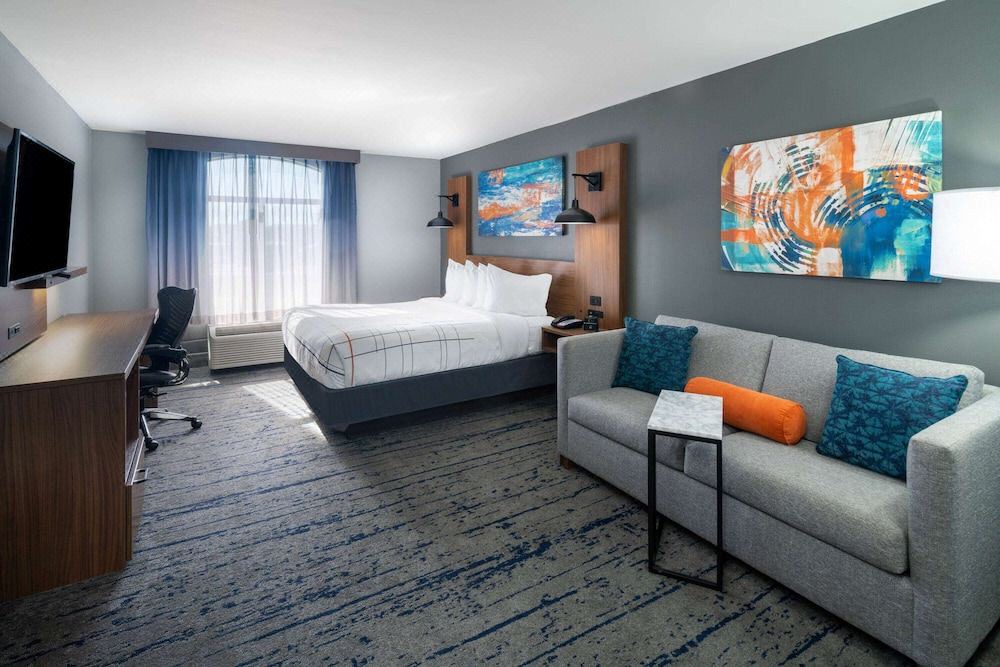 Photo of Livingroom in Albany