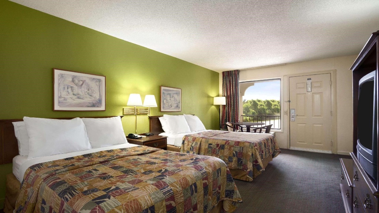 Photo of Bedroom in Hardeeville