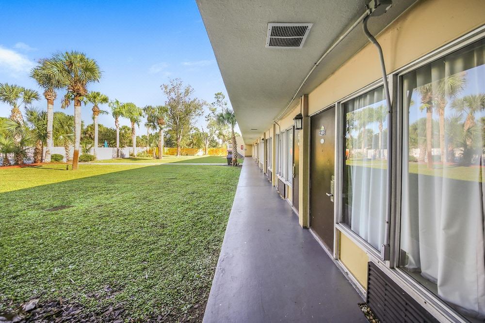 Photo of Buildings in Daytona Beach