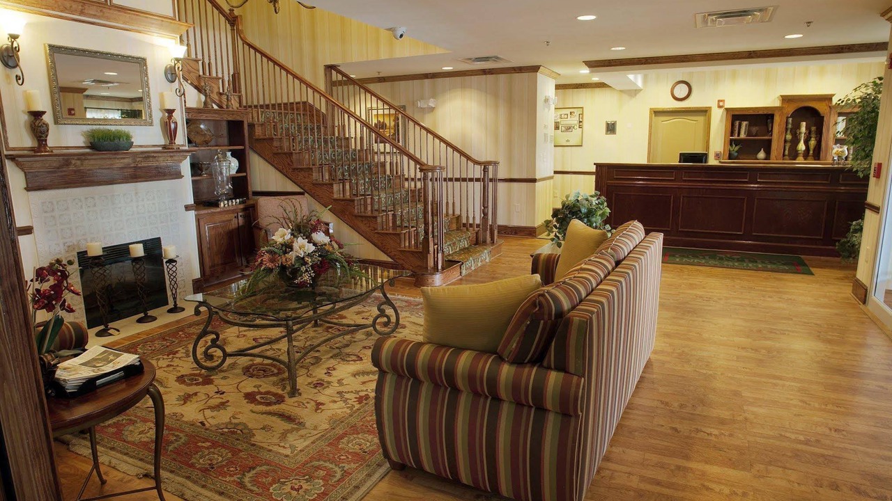 Photo of Livingroom in Macon