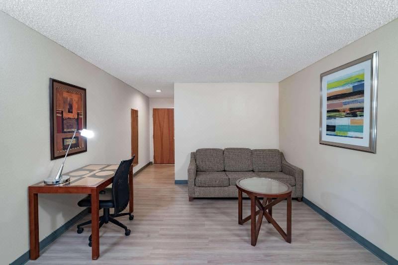 Photo of Livingroom in Hinesville