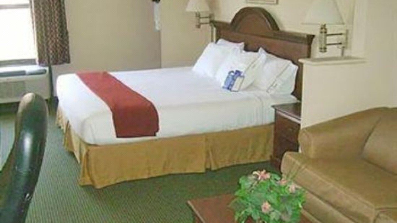 Photo of Bedroom in Stallings