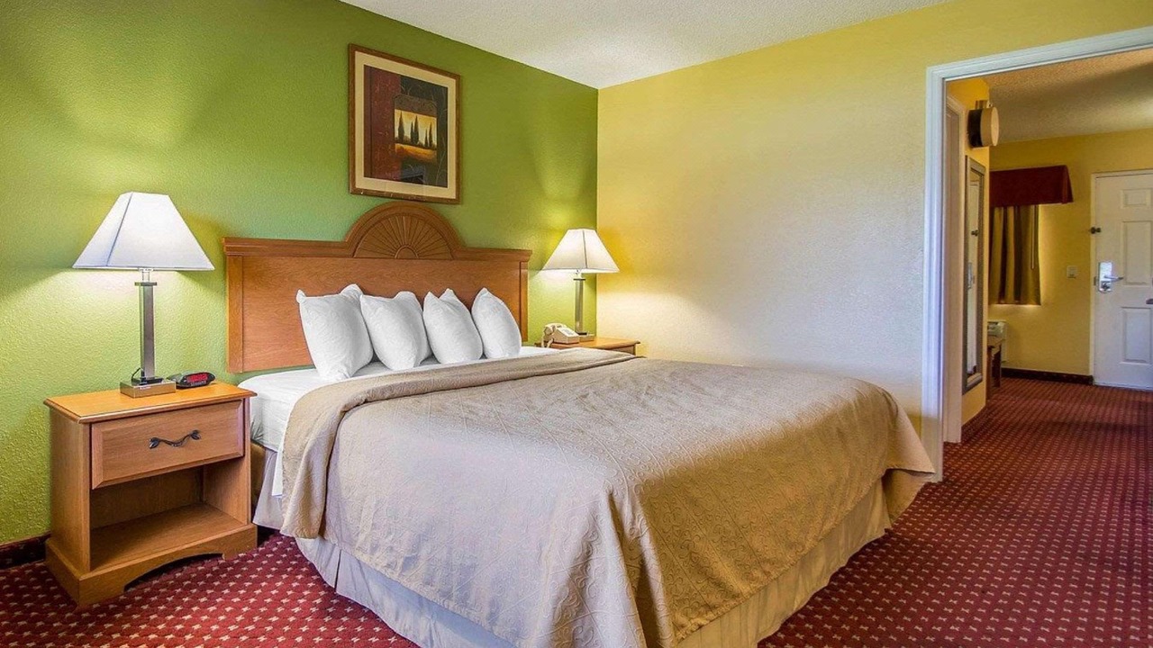 Photo of Bedroom in Mount Dora