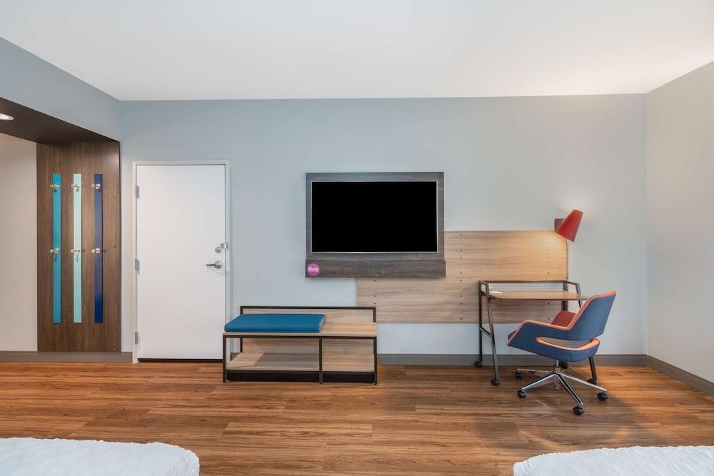 Photo of Livingroom in Knoxville