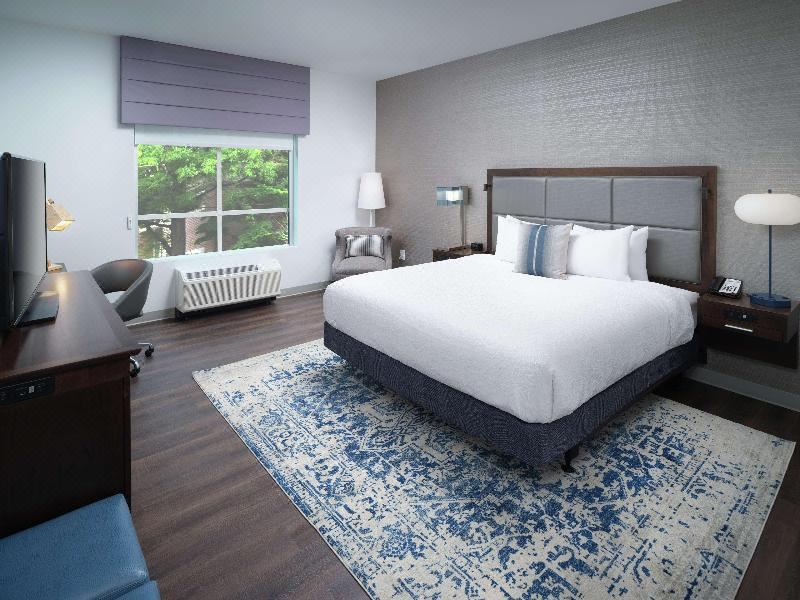Photo of Bedroom in Downtown Decatur