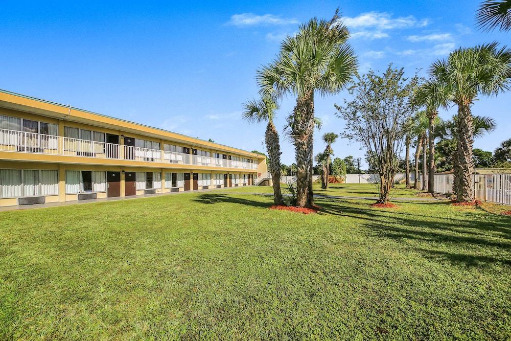 Photo of Buildings in Daytona Beach