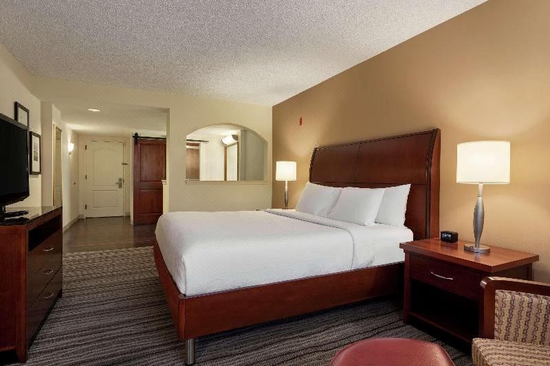 Photo of Bedroom in Palm Valley