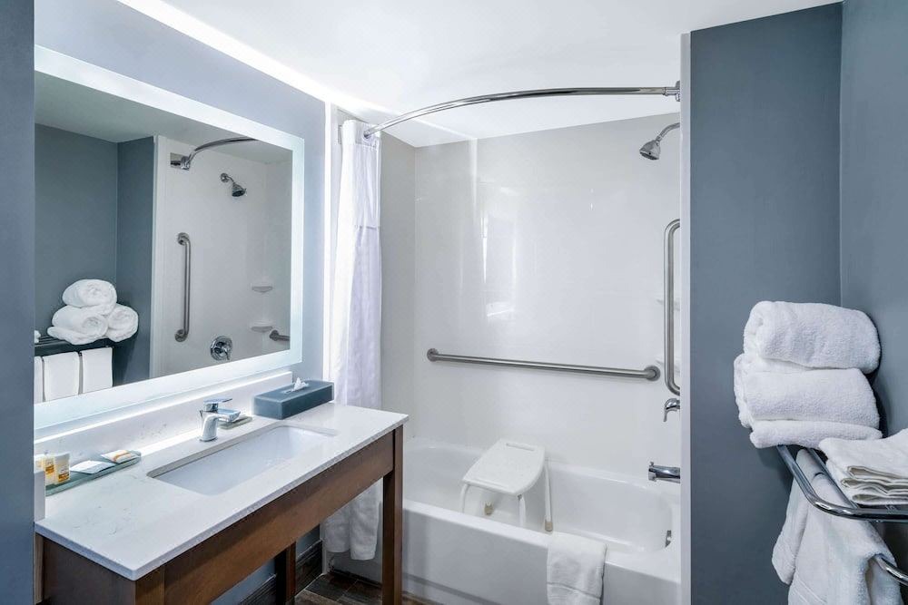 Photo of Bathroom in Albany