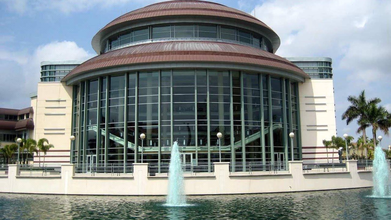 Photo of Buildings in West Palm Beach