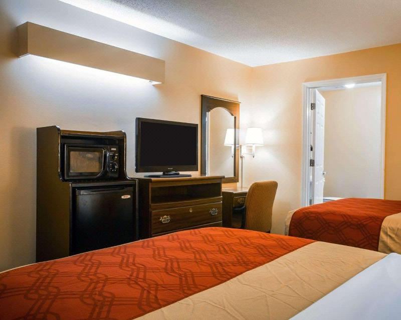 Photo of Bedroom in Eufaula