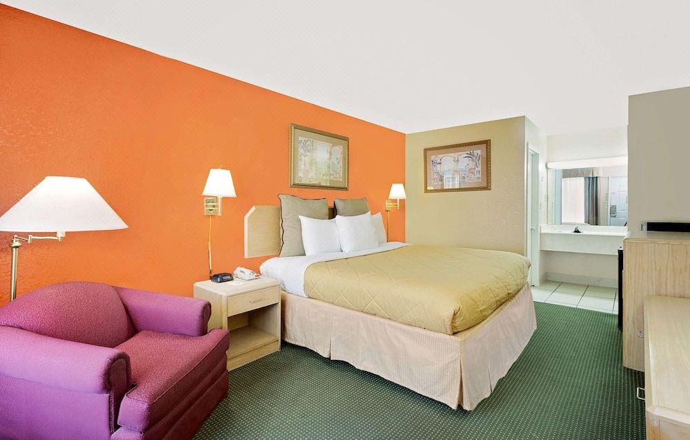 Photo of Bedroom in Fort Walton Beach
