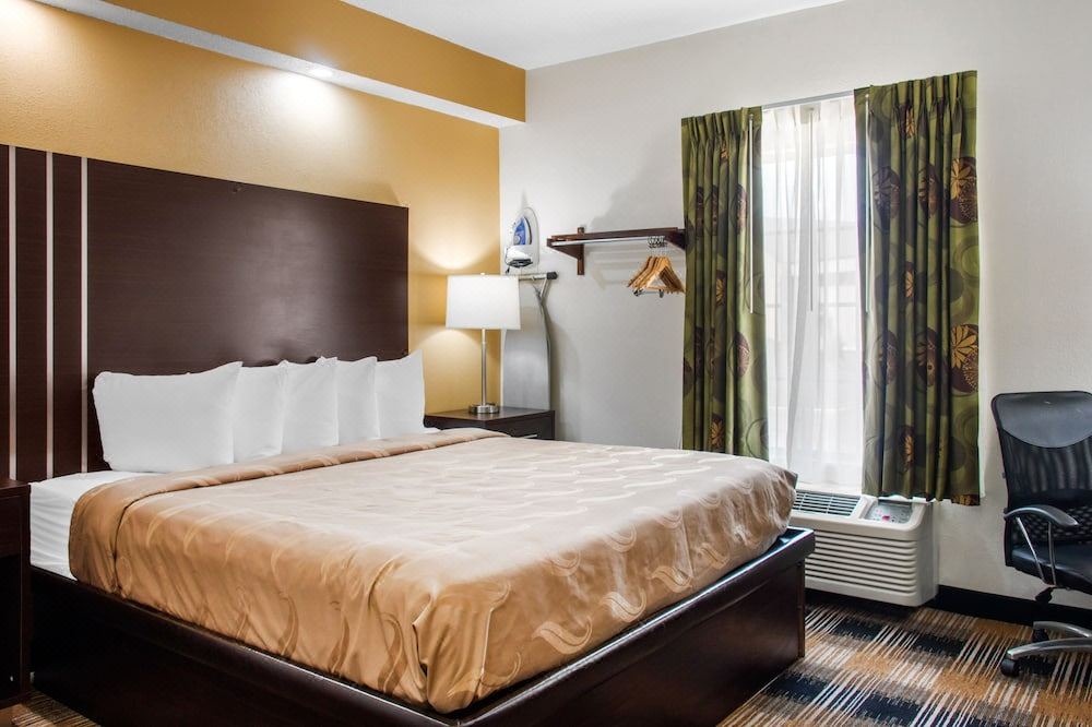 Photo of Bedroom in Pooler