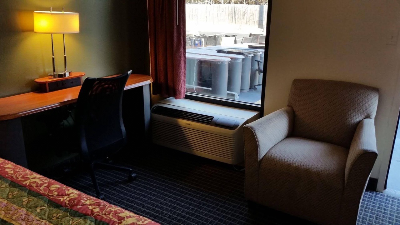Photo of Livingroom in Port Wentworth