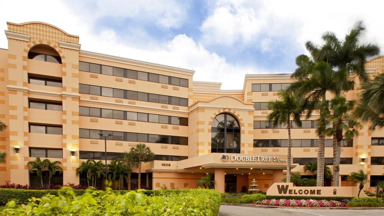 Photo of Buildings in West Palm Beach