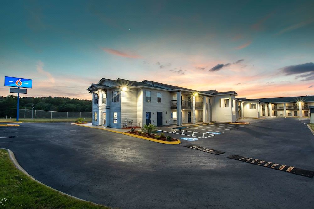 Photo of Buildings in Conestee