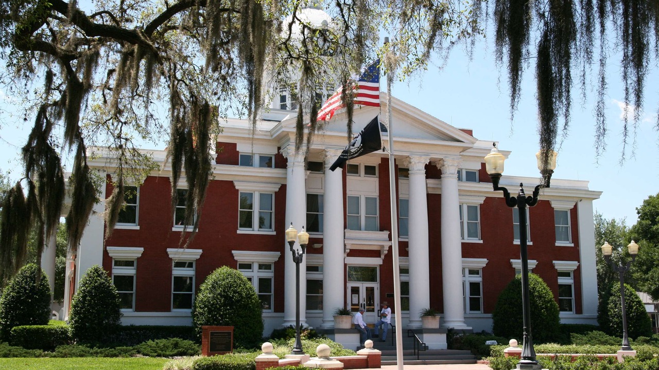 Photo of Buildings in Dade City