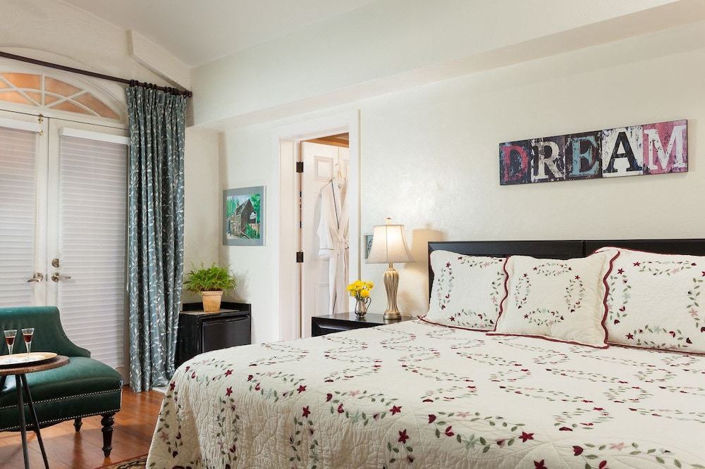 Photo of Bedroom in St. Augustine Historic District