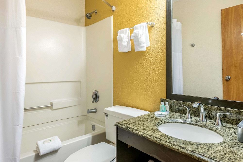 Photo of Bathroom in Leesburg