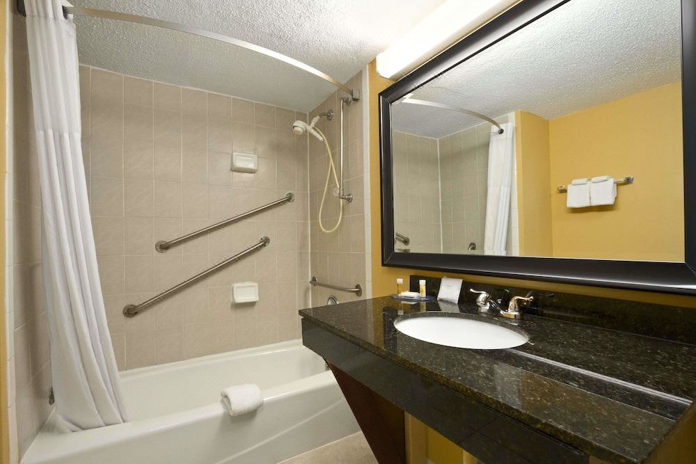 Photo of Bathroom in Duncan