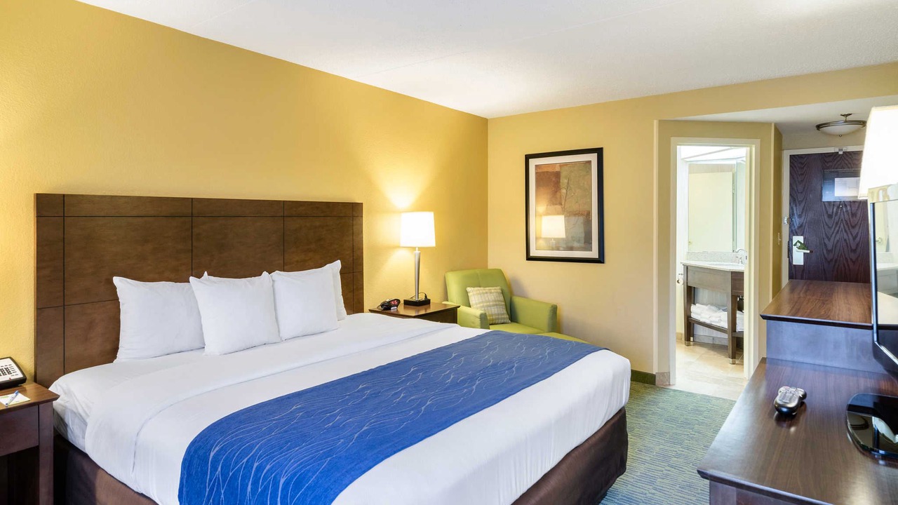 Photo of Bedroom in Newark