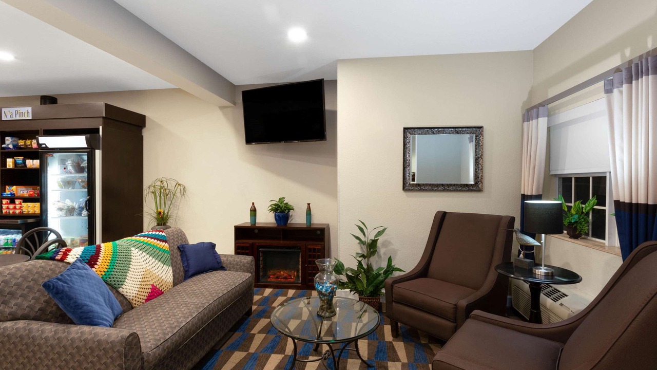 Photo of Livingroom in Brooksville