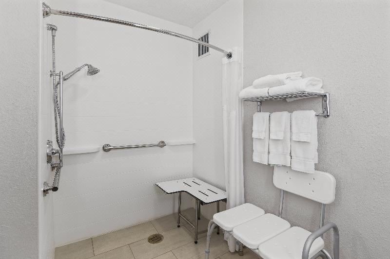 Photo of Bathroom in Byron