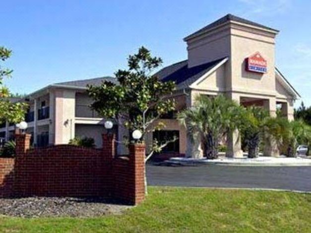 Photo of Buildings in Port Wentworth