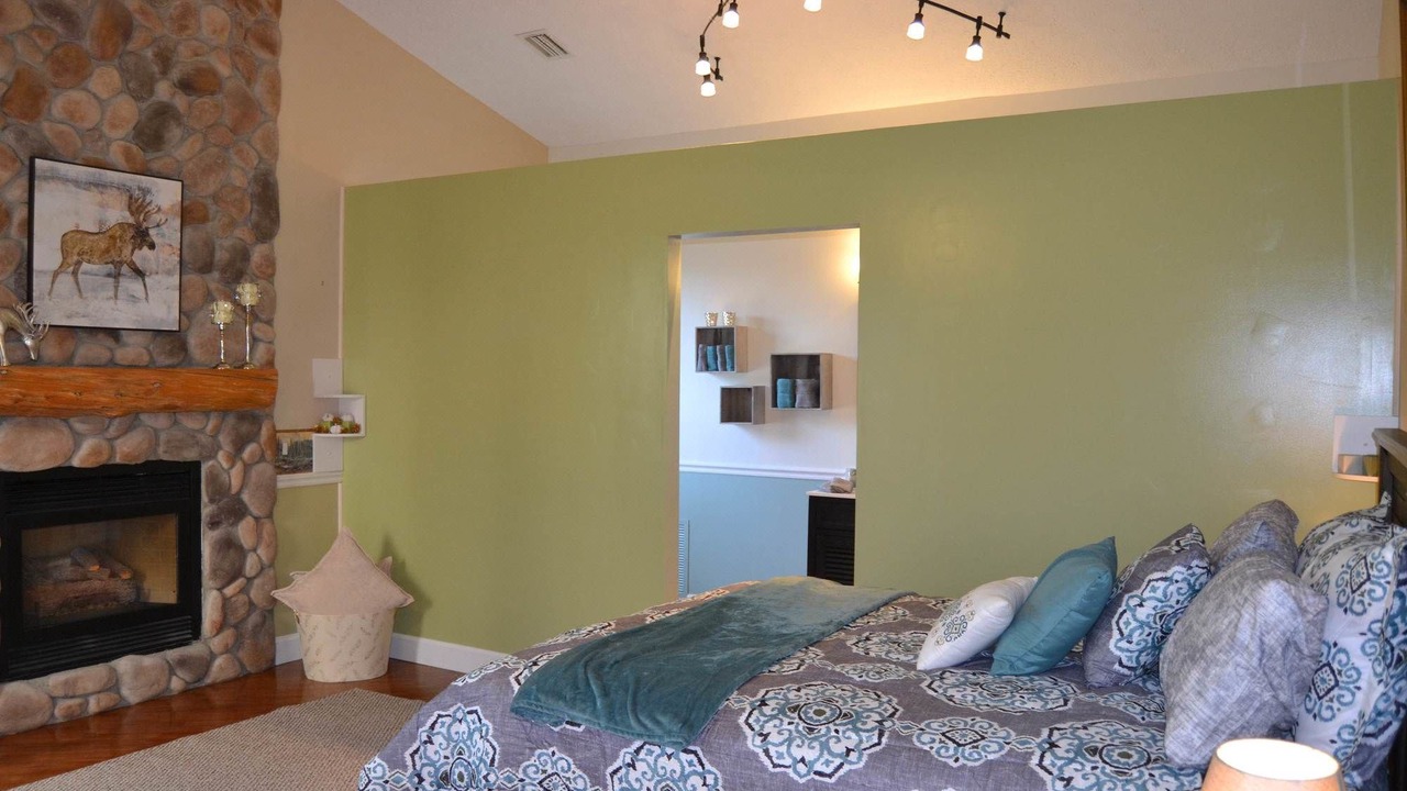 Photo of Bedroom in Floral City