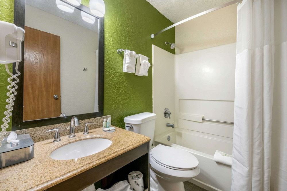 Photo of Bathroom in Leesburg